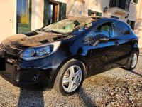 Usata Kia Rio EX 90 CV (66 kW) 2013 Nero Berlina