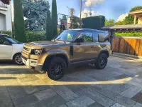 Usata Land Rover Defender SE 200 CV (147 kW) 2024 SUV