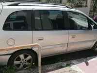 Usata Opel Zafira Elegance 125 CV (91 kW) 2005 Grigio Monovolume