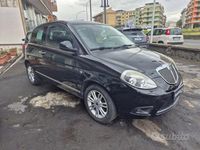 Usata Lancia Ypsilon 69 CV (50 kW) 2012 Nero Utilitaria