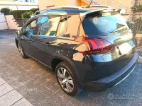 Usata Peugeot 2008 99 CV (72 kW) 2017 Nero SUV