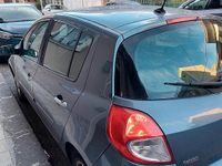 Usata Renault Clio III 85 CV (62 kW) 2011 Blu Berlina