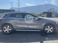Usata Mercedes GLA250 Premium 211 CV (155 kW) 2017 Grigio SUV