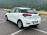 Usata Hyundai i20 Classic 75 CV (55 kW) 2015 Bianco Berlina