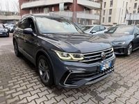 Usata VW Tiguan R-line 150 CV (110 kW) 2022 Grigio scuro SUV