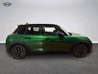 Nuova Mini Cooper Favoured 150 kW (204 CV) 2025 Verde Utilitaria