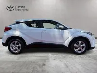 Usata Toyota C-HR Active 122 CV (89 kW) 2017 Bianco SUV