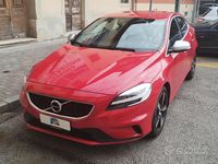 Usata Volvo V40 R-Design 119 CV (87 kW) 2017 Rosso Berlina