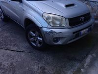 Usata Toyota RAV4 116 CV (85 kW) 2004 Grigio SUV