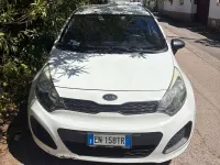 Usata Kia Rio EX 75 CV (55 kW) 2012 Bianco Berlina