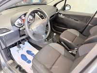 Begagnad Peugeot 207 93 HK (68 kW) 2010 Grå Sedan