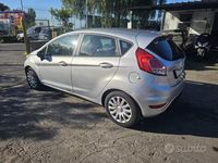 Begagnad Ford Fiesta Titanium 95 HK (69 kW) 2015 Grå Sedan