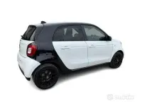 Usata Smart ForFour Prime 71 CV (52 kW) 2016 Bianco Utilitaria