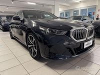 Usata BMW 520 M Sport 197 CV (144 kW) 2024 Blu Berlina