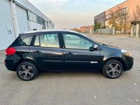 Usata Renault Clio GrandTour 75 CV (55 kW) 2011 Nero Station wagon