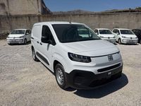 Nuova Fiat Doblò 131 CV (96 kW) 2025 Nessuno Monovolume