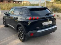 Usata Peugeot 2008 Allure 131 CV (96 kW) 2022 Nero SUV