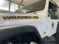 Usata Jeep Wrangler Sport 177 CV (130 kW) 1998 Bianco SUV