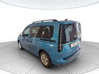 Usata VW Caddy Life 102 CV (75 kW) 2024 Costa azul metallizzato Monovolume