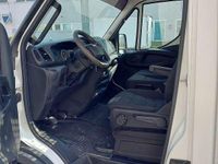 Usata Iveco Daily 136 CV (100 kW) 2021 Bianco Furgone