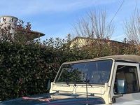 Usata Land Rover Defender 86 CV (63 kW) 1989 SUV