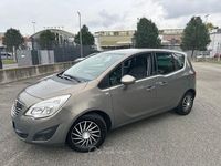 Usata Opel Meriva 120 CV (88 kW) 2013 Bronze Monovolume
