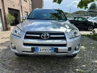 Usata Toyota RAV4 Luxury 158 CV (116 kW) 2010 Grigio SUV