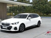 Nuova BMW 520 M Sport 197 CV (144 kW) 2026 Alpin white pastello Station wagon