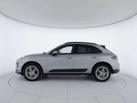 Usata Porsche Macan 245 CV (180 kW) 2021 Argento dolomite metallizzato SUV