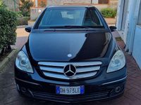 Usata Mercedes B180 109 CV (80 kW) 2007 Nero Monovolume