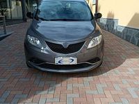 Usata Lancia Ypsilon Platinum 69 CV (50 kW) 2018 Grigio Utilitaria