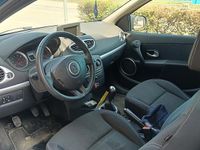 Usata Renault Clio III 101 CV (74 kW) 2010 Blu Berlina