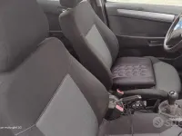 Usata Opel Astra 90 CV (66 kW) 2006 Bluazzurro Berlina