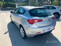 Usata Alfa Romeo Giulietta Business 120 CV (88 kW) 2020 Grigio Utilitaria