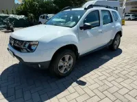 Usata Dacia Duster Lauréate 109 CV (80 kW) 2014 Bianco SUV