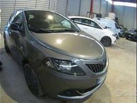 Usata Lancia Ypsilon Gold 69 CV (50 kW) 2022 Grigio Utilitaria