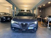 Käytetty Alfa Romeo Stelvio Business 190 HP (139 kW) 2022 Harmaa Katumaasturi