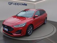 Usata Ford Focus ST-Line X 125 CV (91 kW) 2022 Fantastic red Station wagon