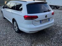 Usata VW Passat Business 120 CV (88 kW) 2018 Bianco Station wagon