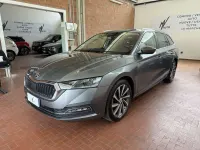 Usata Skoda Octavia Style 150 CV (110 kW) 2022 Grigio Station wagon