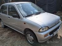 Usado Subaru Vivio 44 CV (32 kW) 1996 Gris Utilitario