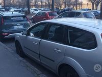 Usata Ford Focus 125 CV (91 kW) 2006 Grigio Station wagon