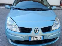 Usata Renault Scénic Dynamique 106 CV (77 kW) 2007 Monovolume