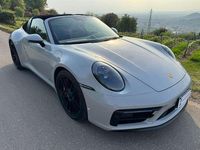 Usata Porsche 992 480 CV (353 kW) 2023 Gesso Cabrio
