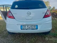 Usata Opel Corsa 95 CV (69 kW) 2011 Bianco Utilitaria