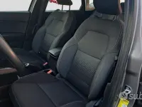 Usata Renault Captur 116 CV (85 kW) 2021 Grigio SUV
