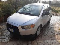 Usata Mitsubishi Colt Invite 95 CV (69 kW) 2011 Grigio Utilitaria