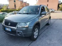 Second-hand Suzuki Vitara 129 CP (94 kW) 2006 Gri Break