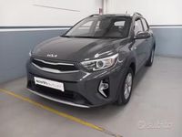 Begagnad Kia Stonic Urban 84 HK (61 kW) 2022 Grå SUV