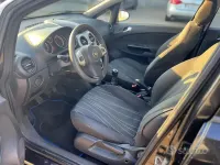 Usata Opel Corsa 75 CV (55 kW) 2008 Nero Utilitaria